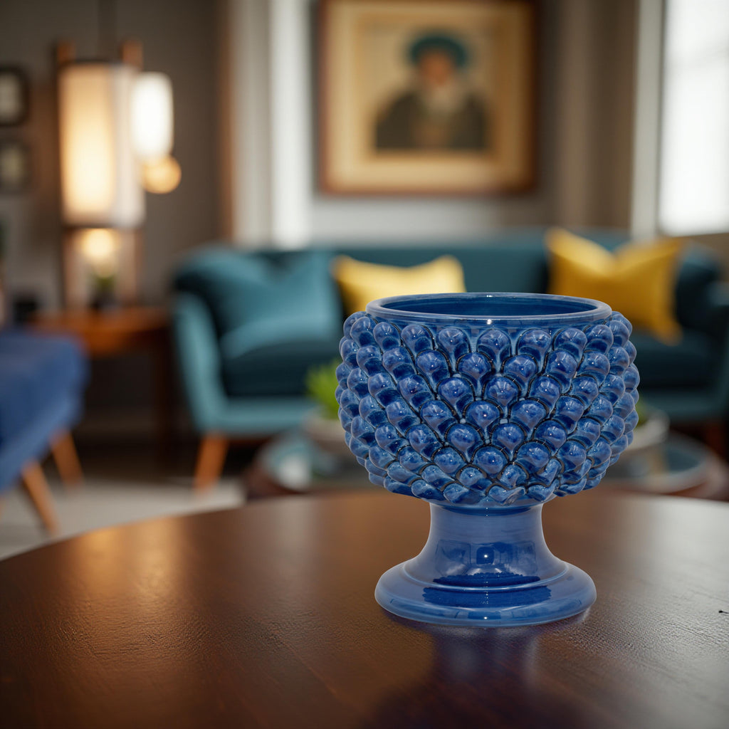 Vaso mezza pigna blu intenso in ceramica di Caltagirone