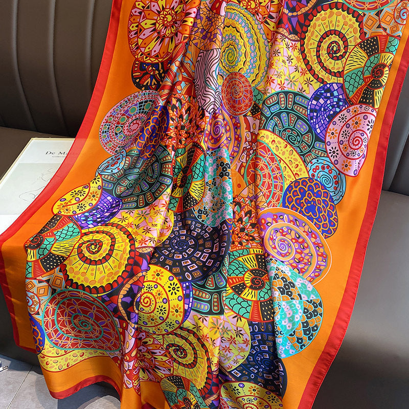 Modisches, langes Strandtuch für Damen mit Blumenmuster