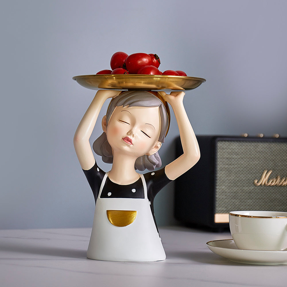 Chica en la sala de estar: decoraciones para el hogar