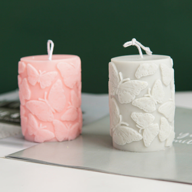 Zylindrische Kerzenform mit Pflaumenblüten- oder Schmetterlingsprägung