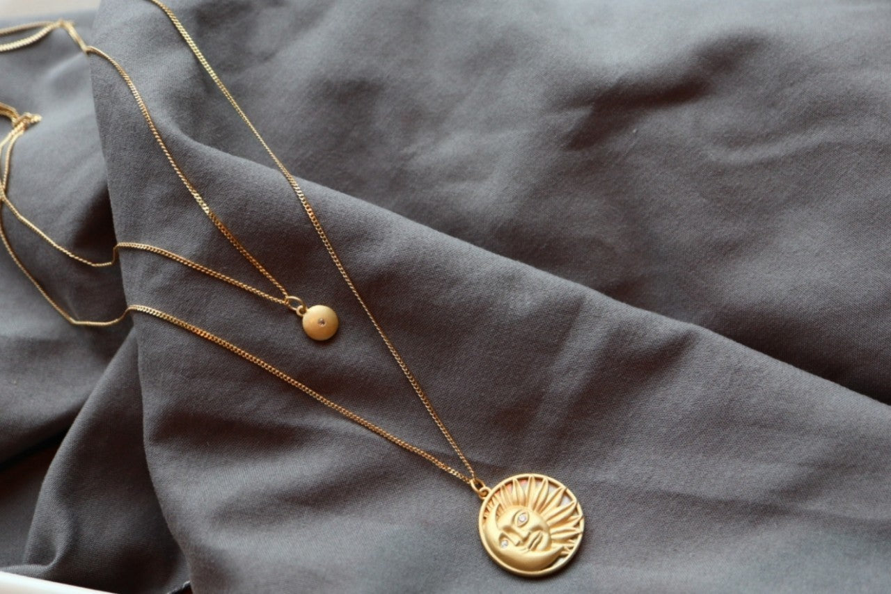 Collana con ciondolo in madreperla bianca naturale artigianale italiana