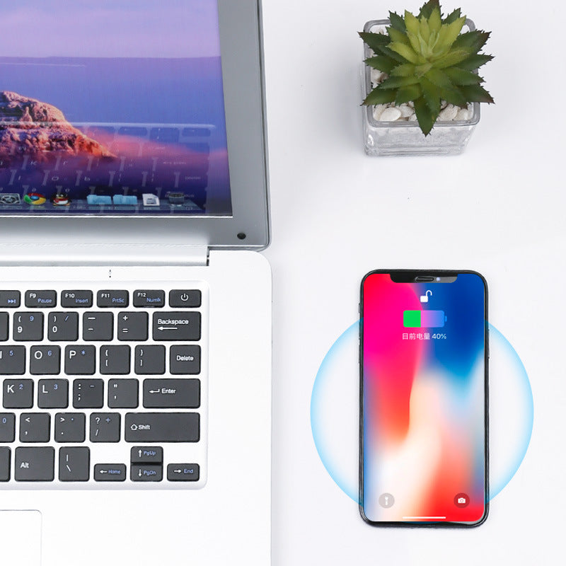 Long-distance Desktop Hidden Wireless Charging And Fast Charging.