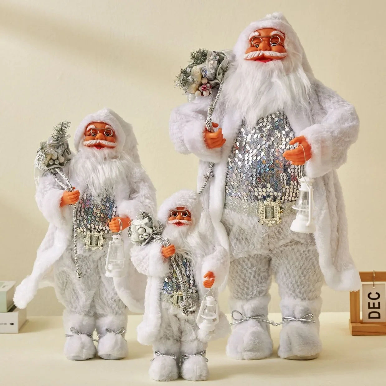 Ornamento natalizio di Babbo Natale - Statua 3D di uccello in plastica da 12,6 pollici.