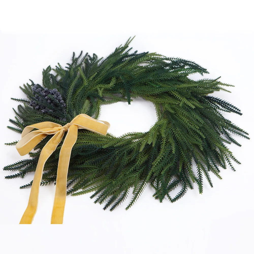 Corona navideña de frutos rojos para puerta de entrada exterior, hecha a mano.