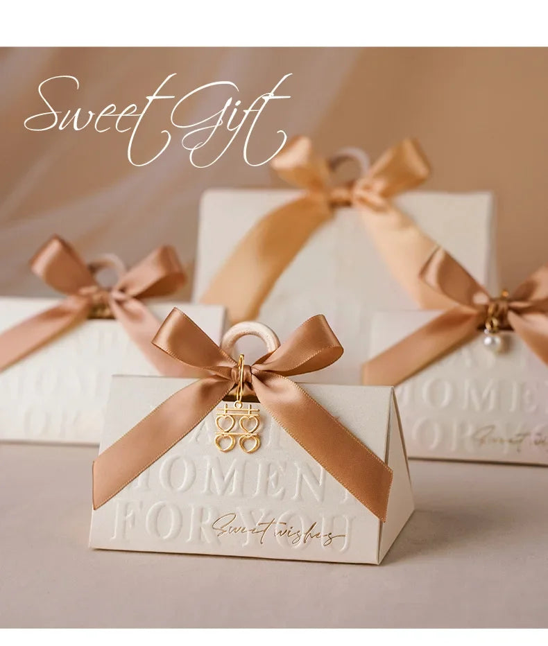 Caja de dulces triangular para boda, color vino tinto, portátil, 5 unidades