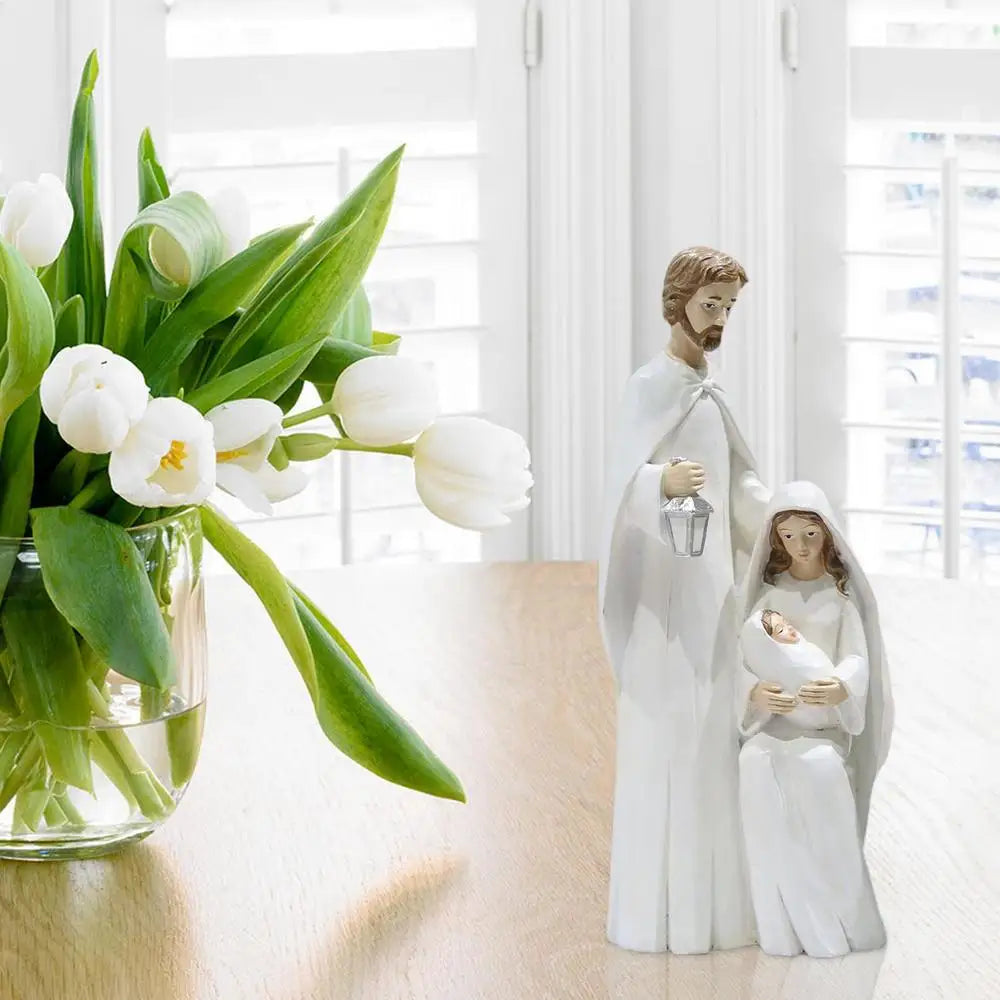 Weihnachtliche Heilige Familie Figuren Krippenszene Figur aus Holz.