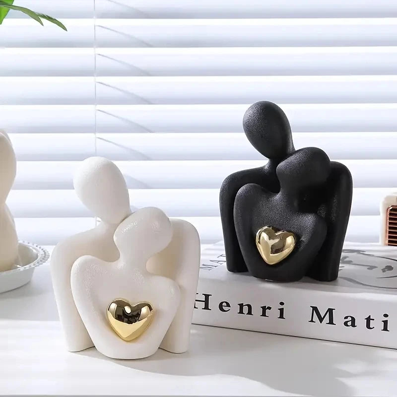 Set di statue ornamentali con abbraccio d'amore romantico, regalo per San Valentino.