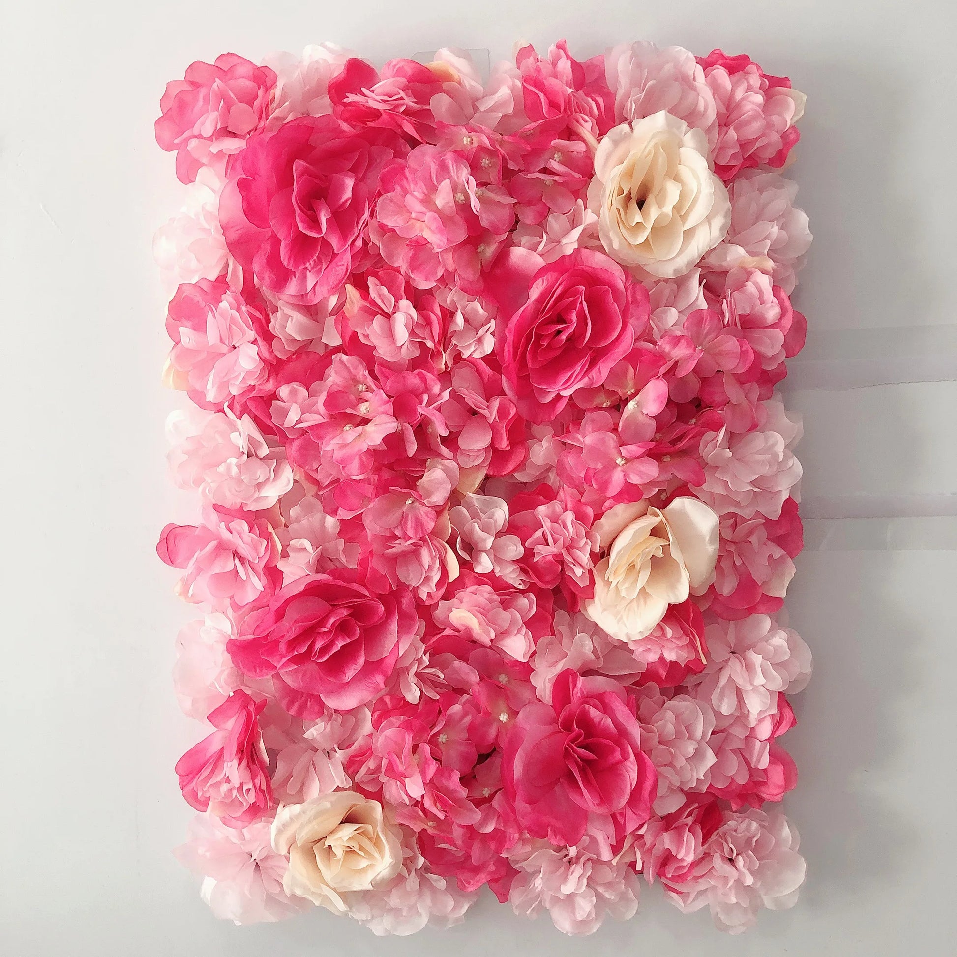 Decoración de fondo de pared con flores artificiales de rosas de seda rosa