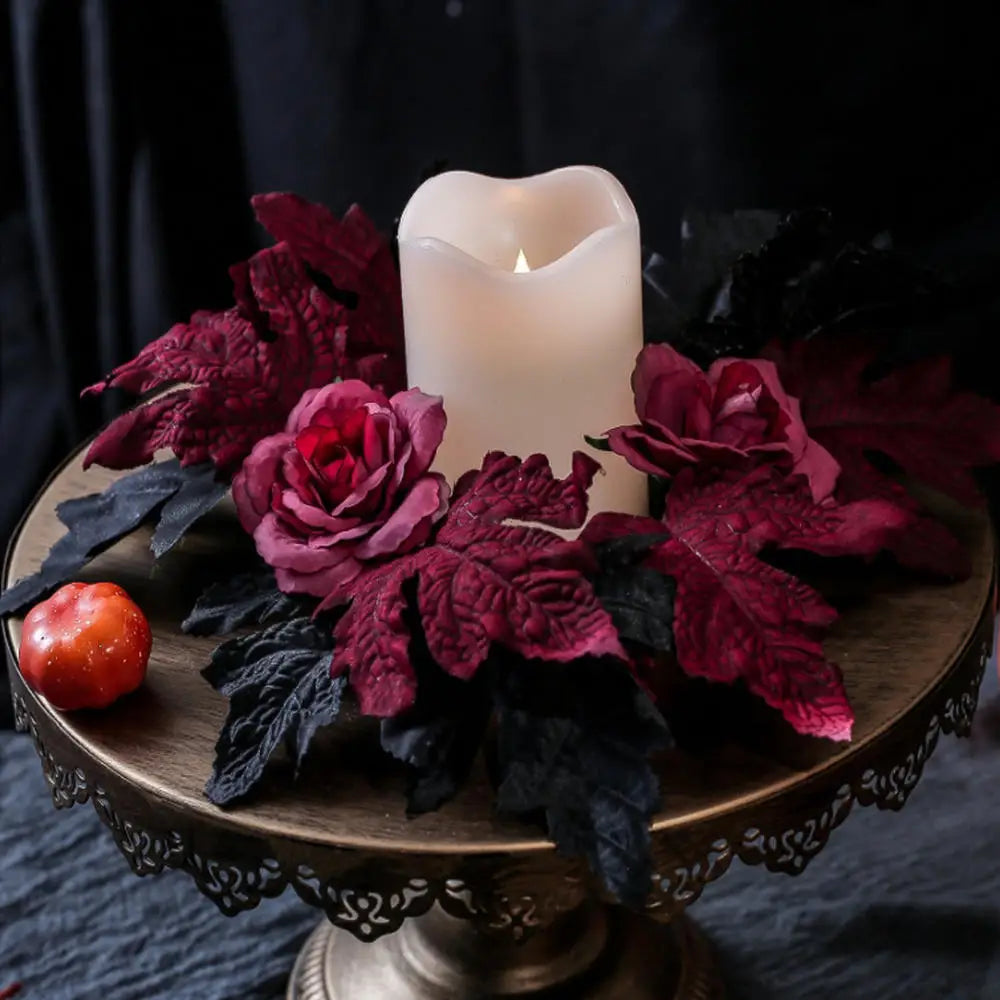 Corona navideña con calabaza, bayas, piñas y arce para decoración del hogar.