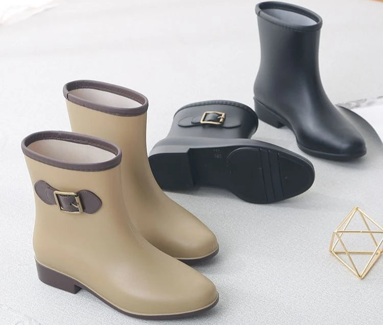 Stivali da pioggia impermeabili con fodera termica in gomma antiscivolo