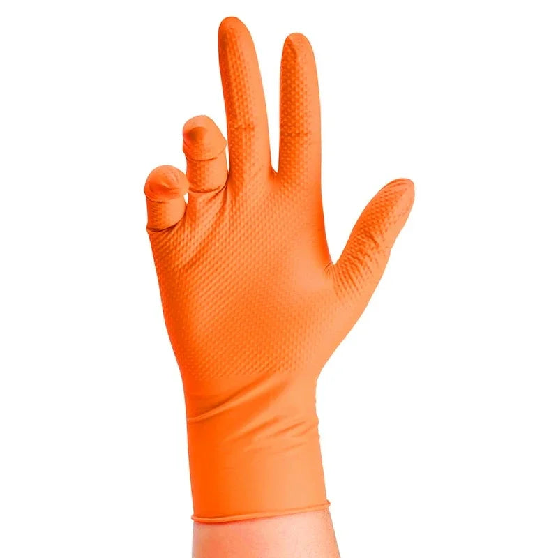 Guantes industriales de nitrilo de color naranja para trabajo pesado con agarre texturizado de diamante.