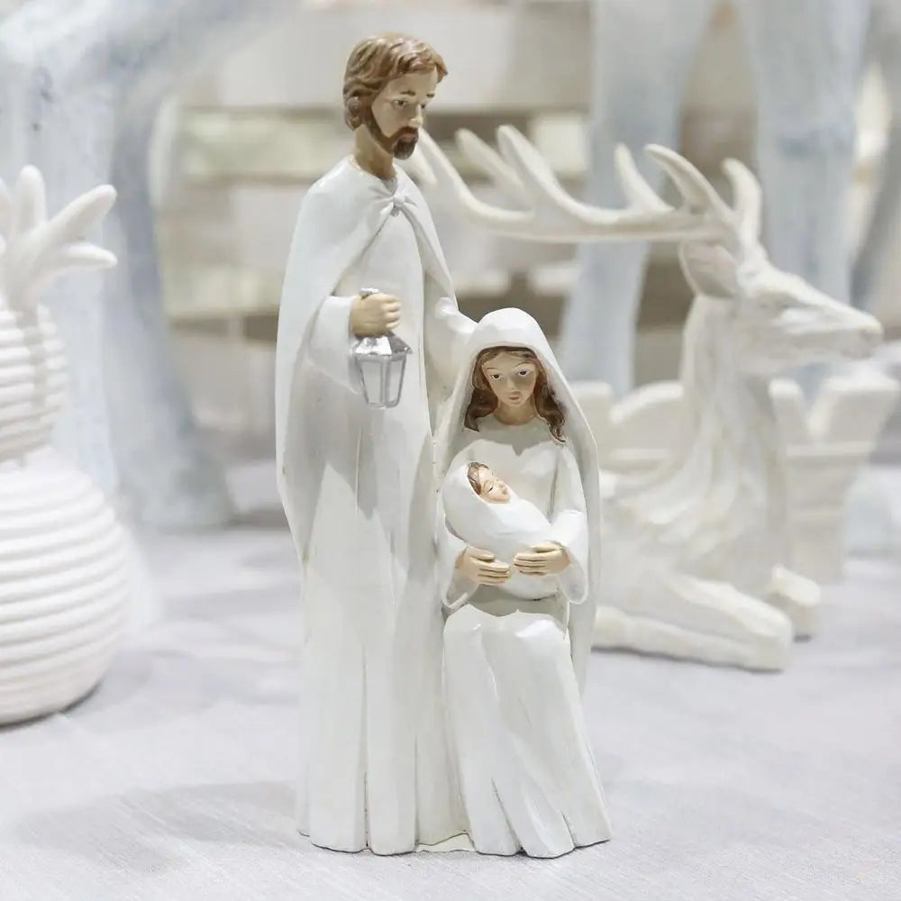 Weihnachtliche Heilige Familie Figuren Krippenszene Figur aus Holz.