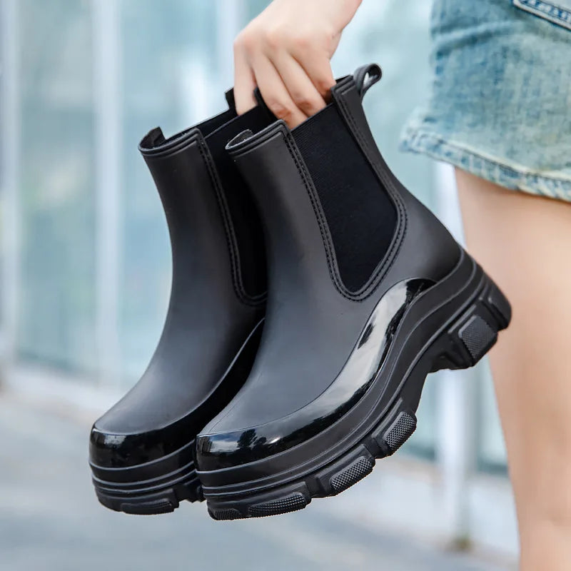 2025 Nuevos zapatos de lluvia de goma para exteriores, antideslizantes, impermeables, para jardín
