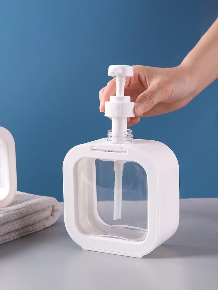 Large-capacity soap dispenser bottle transparent.