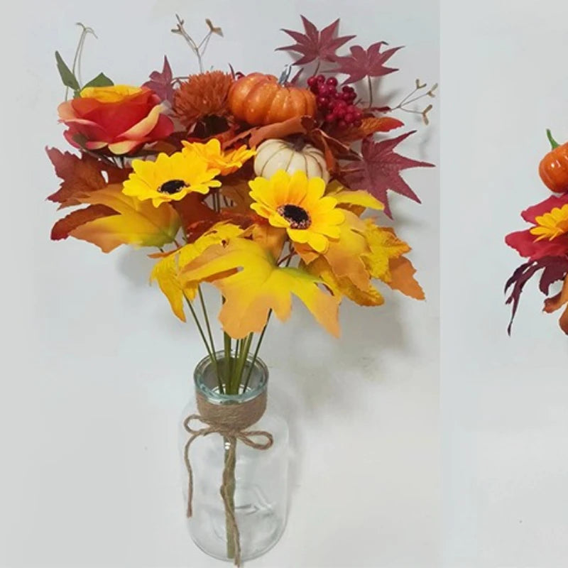 Weihnachtlicher Orangenstrauß mit künstlichen Sonnenblumen und Ahornblättern