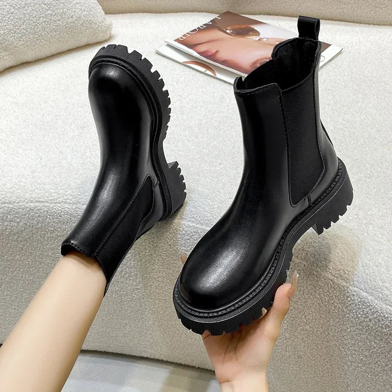 Thick-soled Women Winter Comfortable Shoes