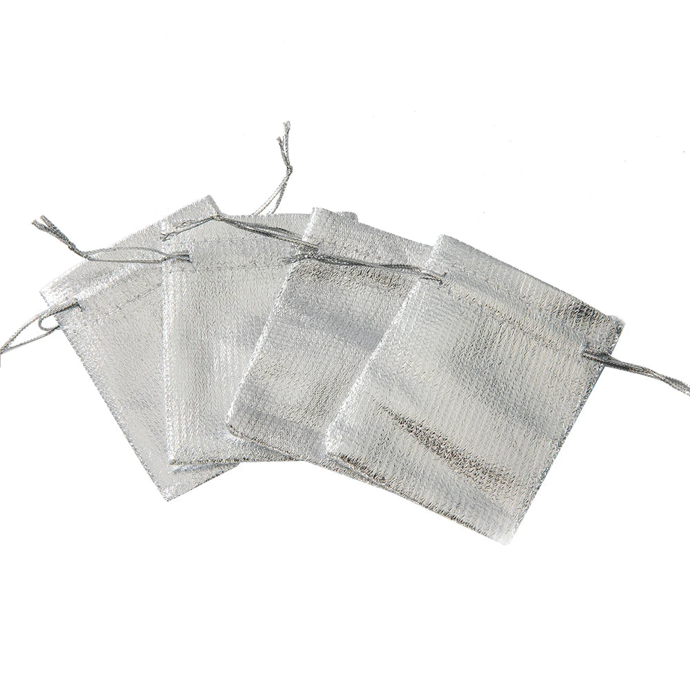 Sacchetti regalo con coulisse color oro e colorati per eventi.