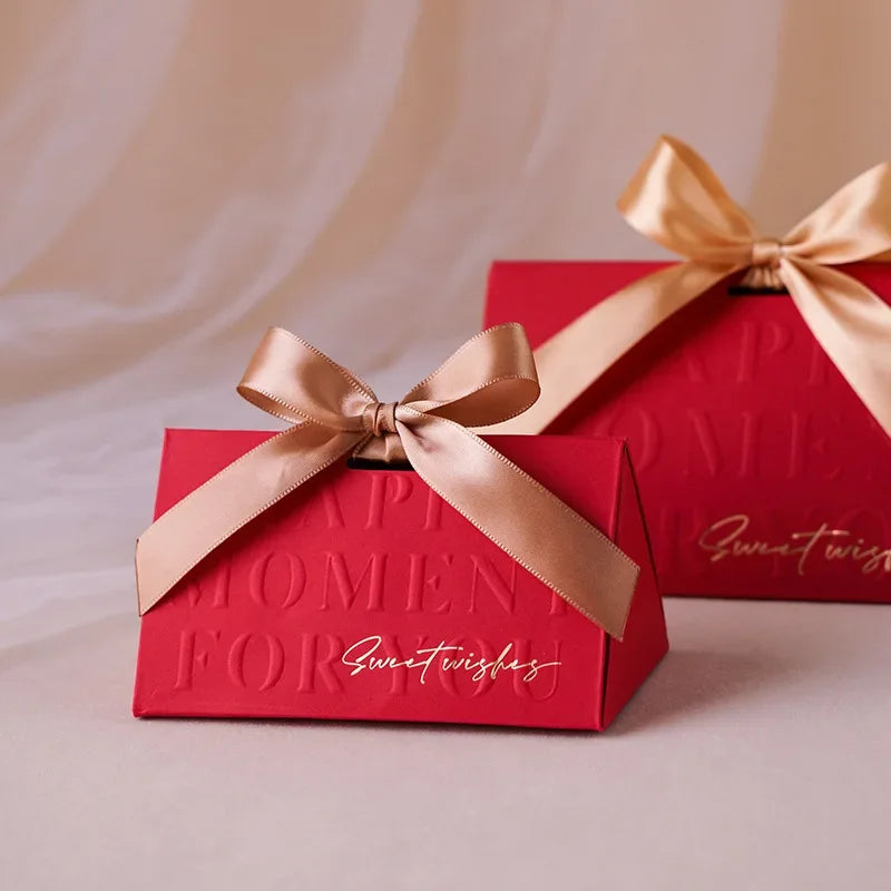 Caja de dulces triangular para boda, color vino tinto, portátil, 5 unidades