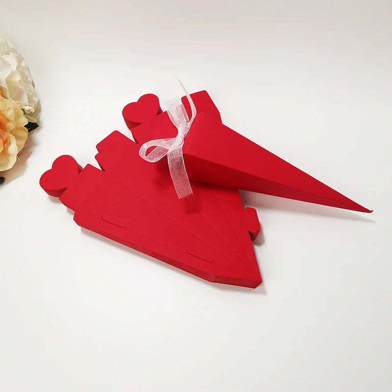 Bomboniera per matrimonio con scatola di caramelle/riso a forma di cono