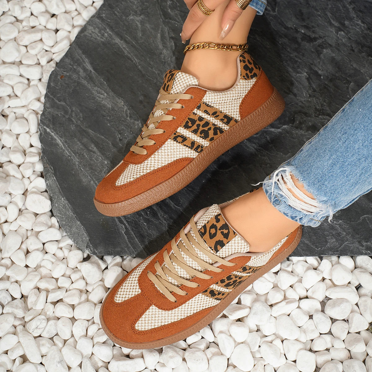 Nuevos zapatos cómodos de diseñador de lujo de moda