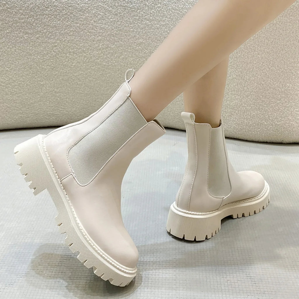 Thick-soled Women Winter Comfortable Shoes
