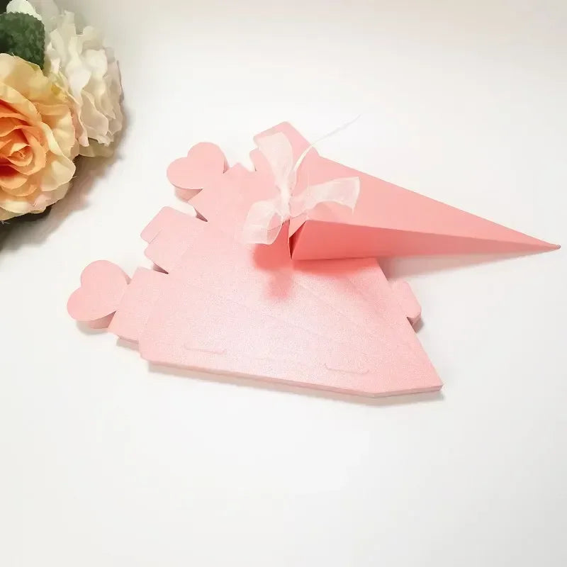 Bomboniera per matrimonio con scatola di caramelle/riso a forma di cono
