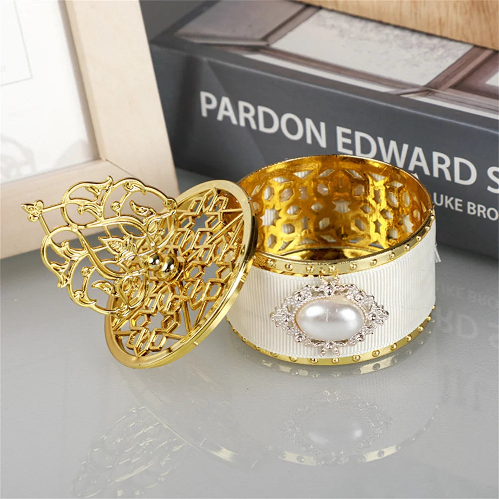 Golden White Elegant Candy Gift Box.