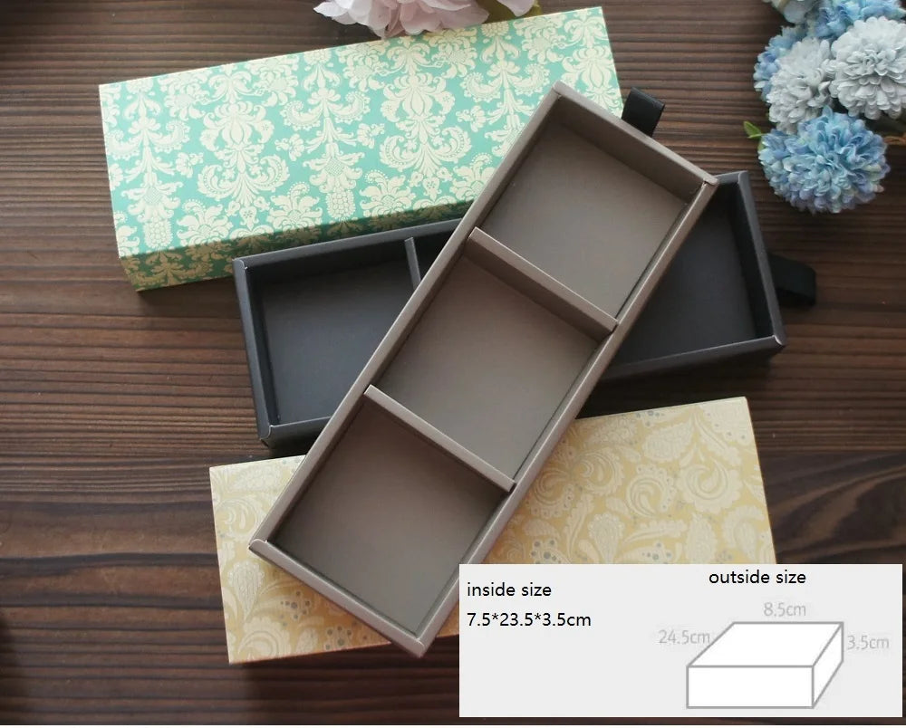 Elegante confezione regalo con motivo floreale blu e giallo, 3 misure, 10 pezzi