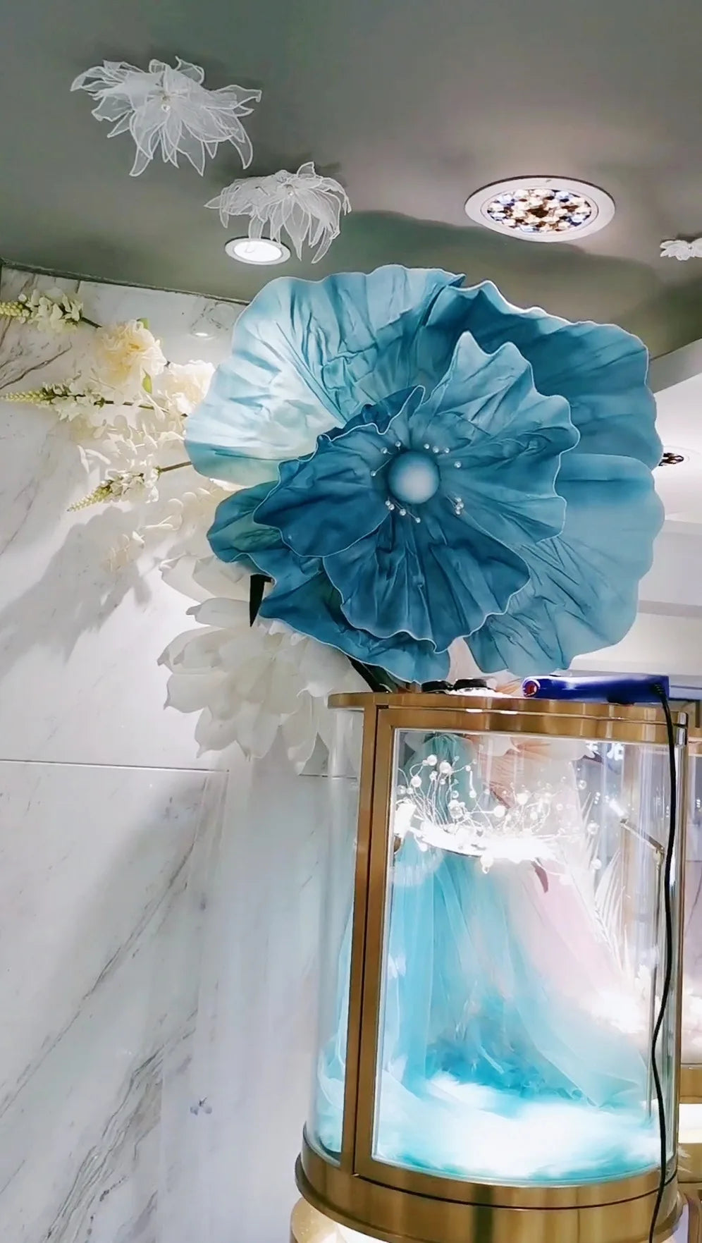 Flores artificiales de espuma de plomo grandes con soporte de 50/60/75 cm