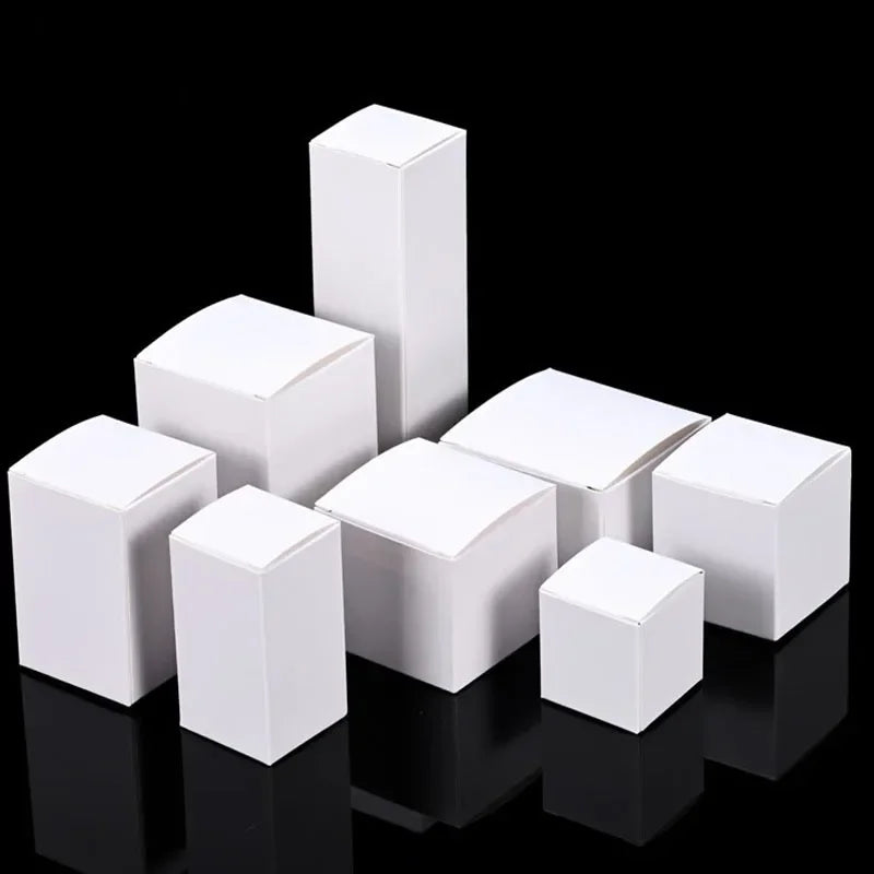 Caja de embalaje de cartón blanco de varios tamaños, 50 unidades.