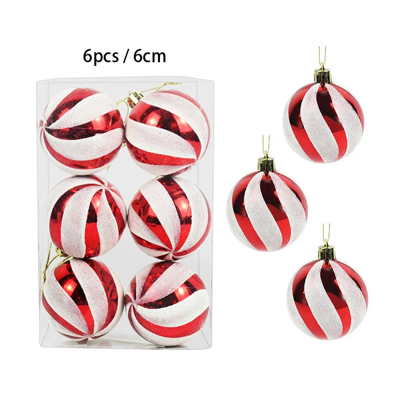 Palline di Natale decorative in plastica color rosa, oro e colori assortiti, confezionate in scatola.