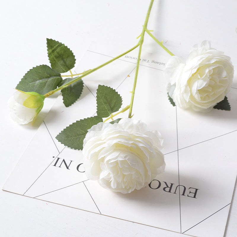 Decoración de flores de peonía de seda