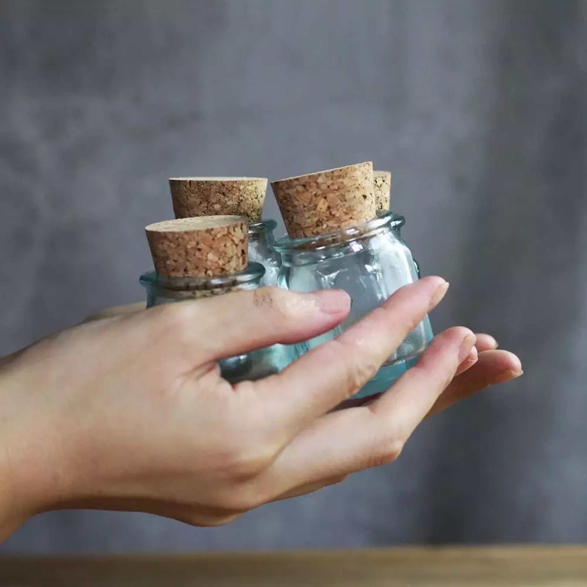 Barattolo di vetro e sughero fatto a mano, qualità unica.