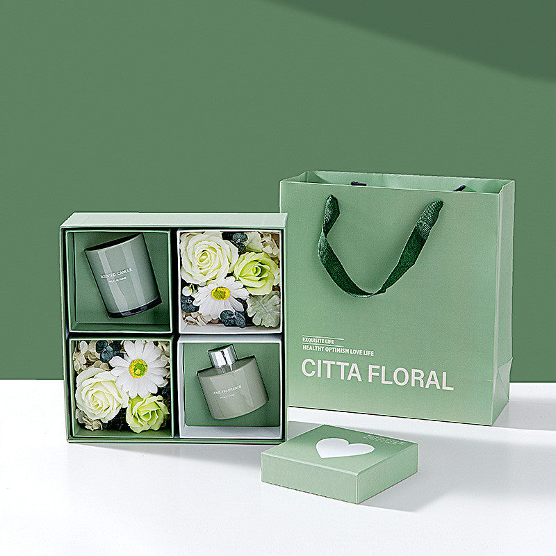 CITTA FLORAL Candela regalo con design floreale profumato